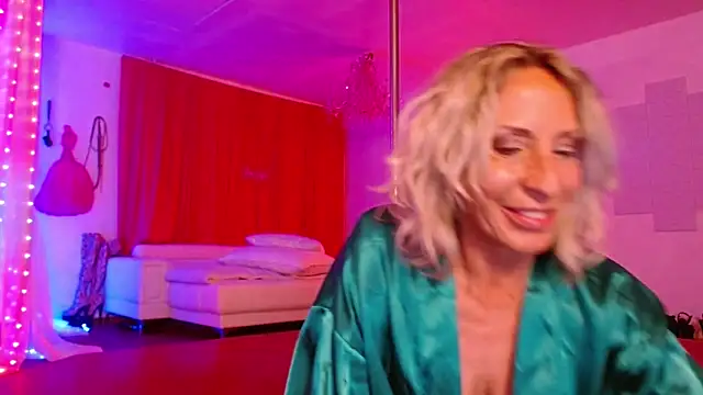 Sweet-Ginger online show from April 2026 03:23:01 PM