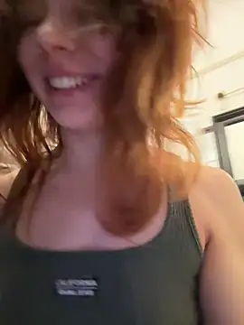 Oopsfoxy online show from May 2026 06:21:02 AM