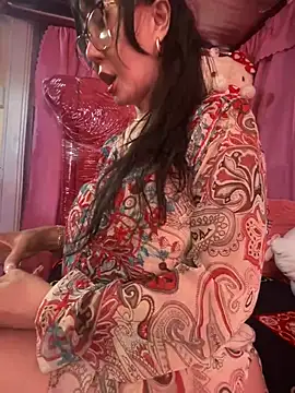 sweetieme online show from December 2024 02:28:01 AM