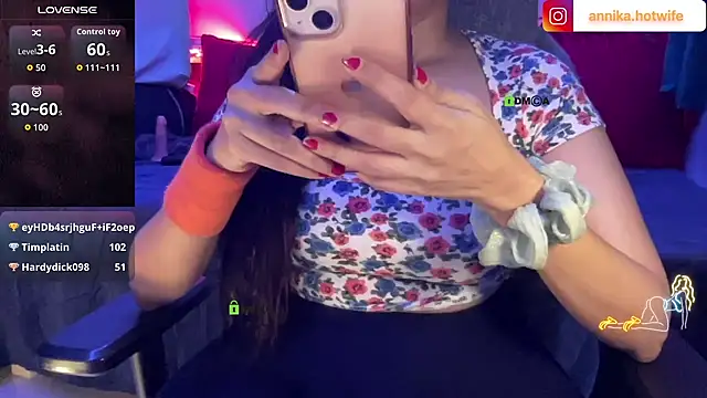 Snapshot of GoddessRaani chatting on October 2025 07:03:02 PM GoddessRaani online show from October 2025 07:03:02 PM