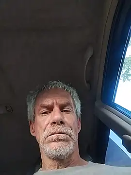 Biknight online show from April 2026 11:33:02 PM