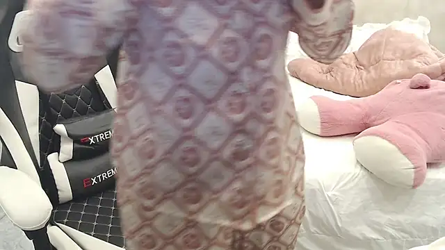 Snapshot of Hanako_love chatting on February 2025 03:23:02 PM Hanako love online show from February 2025 03:23:02 PM