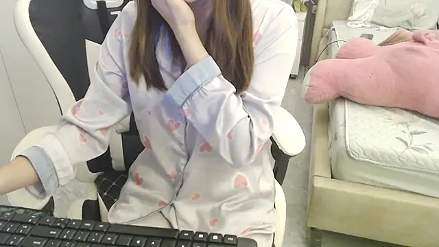 Snapshot of Hanako_love chatting on February 2025 03:37:02 PM Hanako love online show from February 2025 03:37:02 PM