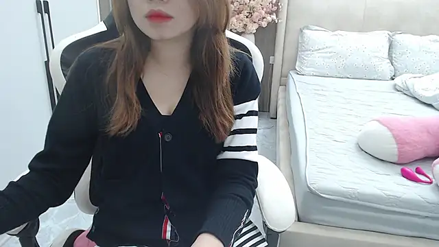 Snapshot of Hanako_love chatting on November 2025 03:36:02 PM Hanako love online show from November 2025 03:36:02 PM