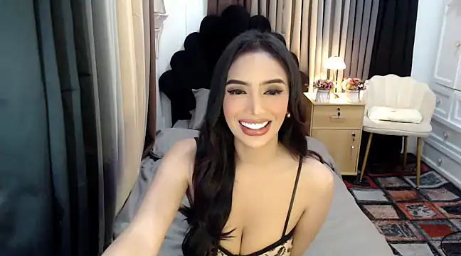 Snapshot of StellaBucks chatting on January 2025 10:02:02 PM StellaBucks online show from January 2025 10:02:02 PM