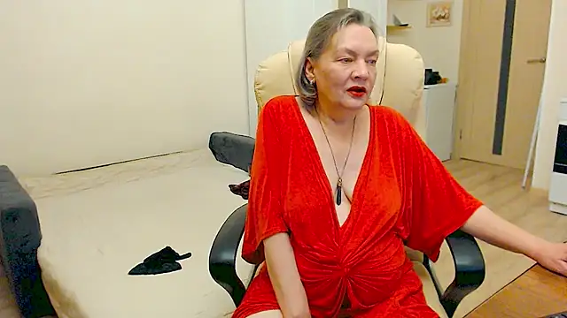 Snapshot of MomJaneSex chatting on September 2025 11:50:01 PM MomJaneSex online show from September 2025 11:50:01 PM