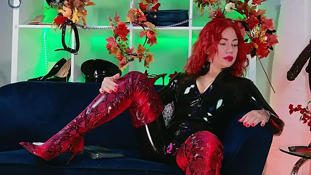 Snapshot of Ella__Kross chatting on September 2025 04:05:02 AM Ella Kross online show from September 2025 04:05:02 AM