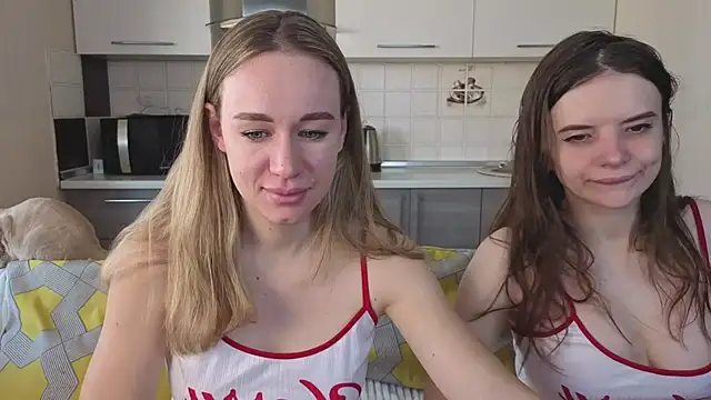 Snapshot of Naughty_Alice chatting on October 2025 06:11:02 AM Naughty Alice online show from October 2025 06:11:02 AM