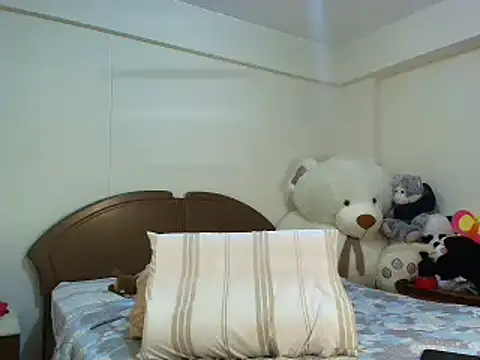 Snapshot of _dannyaldana_ chatting on January 2025 05:15:01 PM  dannyaldana  online show from January 2025 05:15:01 PM