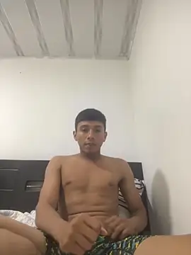 Thiagoo Frost online show from October 2025 02:04:02 AM