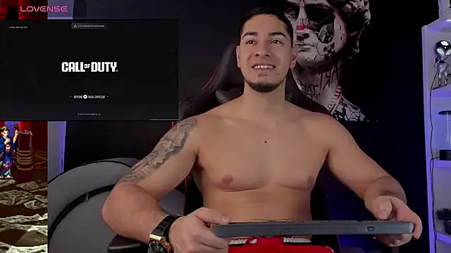 Snapshot of Dimitri_Colleman chatting on November 2025 08:29:01 PM Dimitri Colleman online show from November 2025 08:29:01 PM