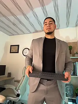 Snapshot of Dimitri_Colleman chatting on November 2025 09:14:02 PM Dimitri Colleman online show from November 2025 09:14:02 PM