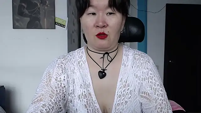 Akira xx online show from March 2026 03:01:01 AM