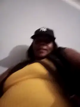 Snapshot of SQUITBOOTY chatting on January 2026 11:19:01 PM SQUITBOOTY online show from January 2026 11:19:01 PM