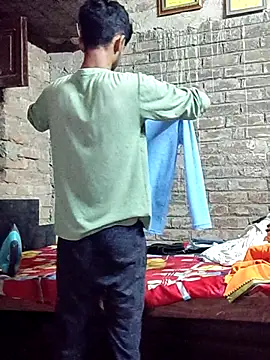 ThethunderPo online show from October 2025 03:33:02 PM