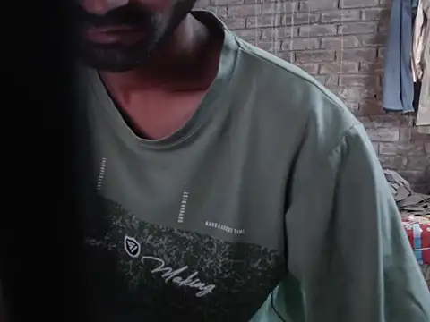 ThethunderPo online show from November 2025 02:54:02 AM