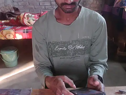 ThethunderPo online show from May 2026 11:12:03 PM