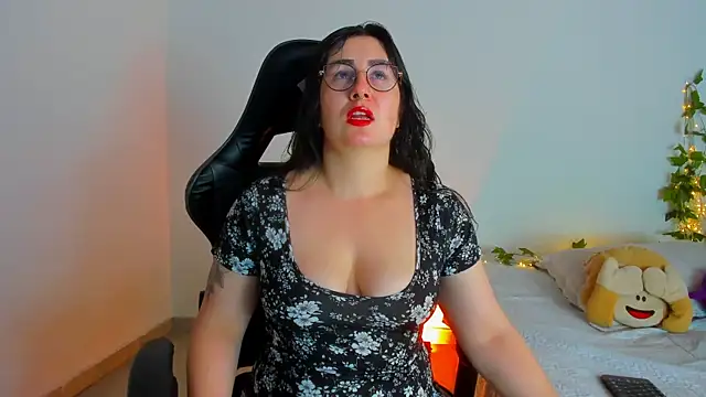 Susan Foxx online show from April 2026 05:59:02 PM