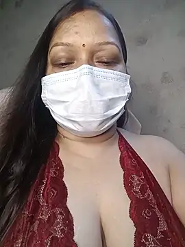 naughtymadam online show from May 2026 05:48:01 AM