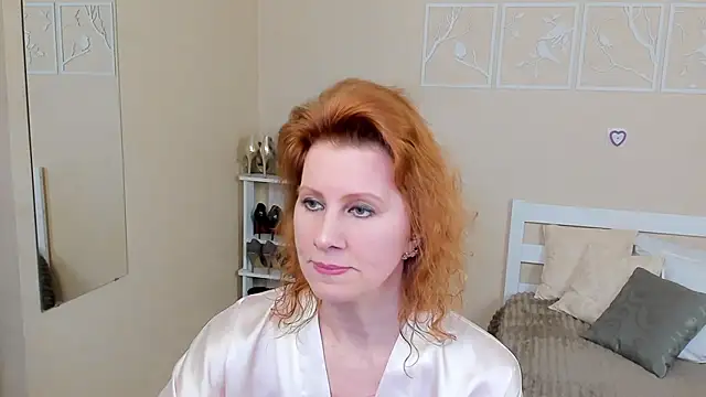 FoxySophia online show from February 2025 07:49:01 PM