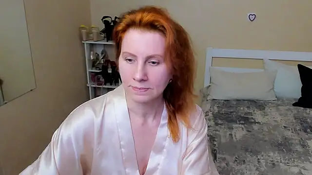 FoxySophia online show from September 2025 01:11:01 AM