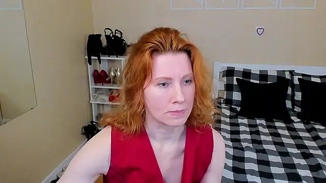 FoxySophia online show from February 2026 04:55:01 PM