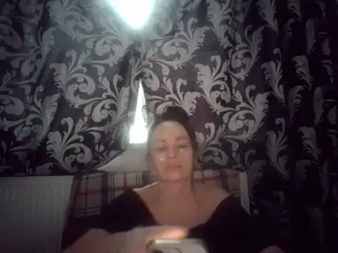 LindaStarS online show from February 2025 07:04:02 AM