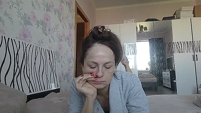 LindaStarS online show from May 2026 05:48:01 AM