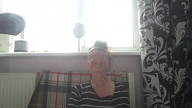 LindaStarS online show from May 2026 04:51:01 AM