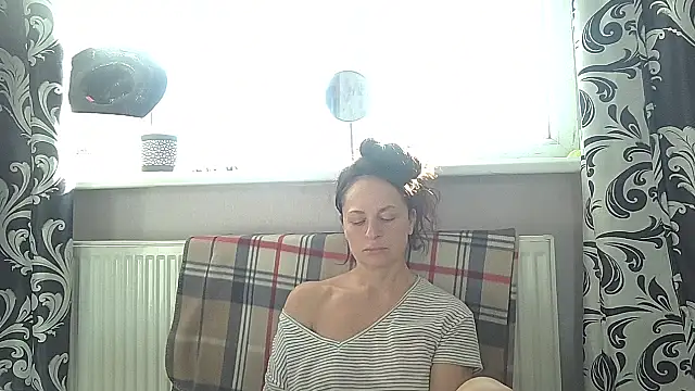 LindaStarS online show from May 2026 02:56:01 PM