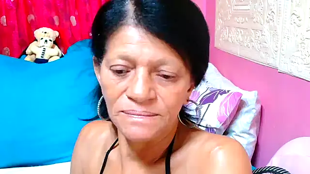 Snapshot of SLUTTYROXY chatting on January 2025 07:48:01 AM SLUTTYROXY online show from January 2025 07:48:01 AM