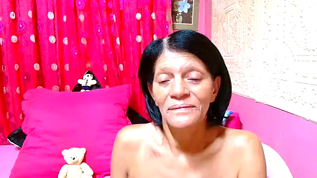 Snapshot of SLUTTYROXY chatting on January 2025 05:06:01 PM SLUTTYROXY online show from January 2025 05:06:01 PM