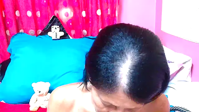 Snapshot of SLUTTYROXY chatting on January 2025 07:11:02 AM SLUTTYROXY online show from January 2025 07:11:02 AM