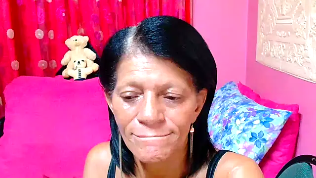 Snapshot of SLUTTYROXY chatting on February 2025 03:41:02 AM SLUTTYROXY online show from February 2025 03:41:02 AM