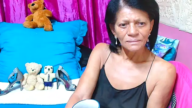 Snapshot of SLUTTYROXY chatting on March 2025 09:15:02 AM SLUTTYROXY online show from March 2025 09:15:02 AM