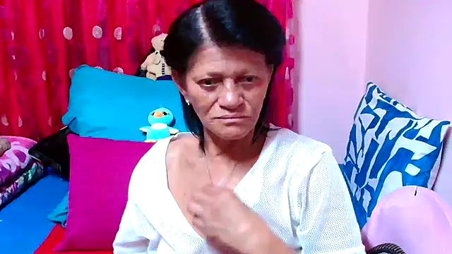 SLUTTYROXY online show from November 2025 05:35:01 PM