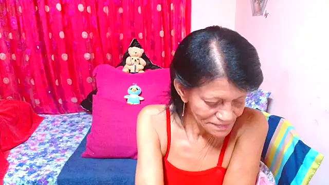 SLUTTYROXY online show from April 2026 06:03:02 PM