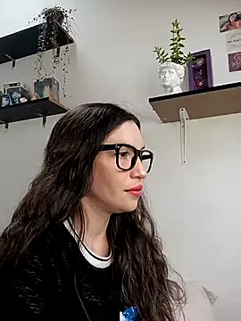 Snapshot of loveuu-bae chatting on February 2025 09:28:01 PM loveuu-bae online show from February 2025 09:28:01 PM