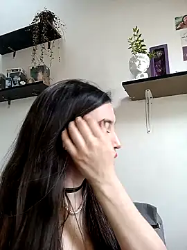 Snapshot of loveuu-bae chatting on February 2025 10:03:02 PM loveuu-bae online show from February 2025 10:03:02 PM