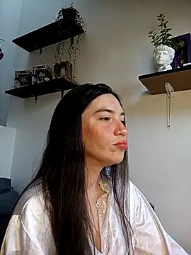 Snapshot of loveuu-bae chatting on March 2025 09:46:02 PM loveuu-bae online show from March 2025 09:46:02 PM