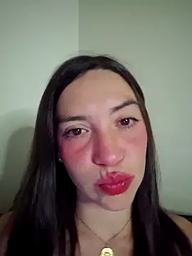 Snapshot of loveuu-bae chatting on September 2025 11:05:02 PM loveuu-bae online show from September 2025 11:05:02 PM