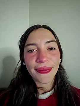 Snapshot of loveuu-bae chatting on November 2025 10:34:02 PM loveuu-bae online show from November 2025 10:34:02 PM