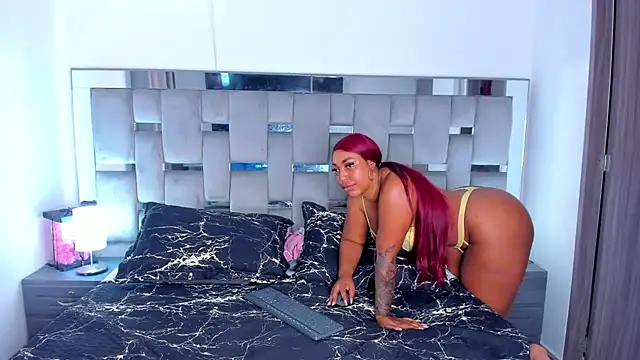 Cammiila online show from December 2025 11:08:01 AM