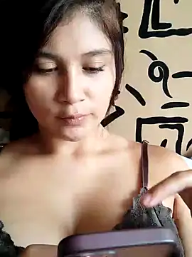 Snapshot of kinky_mila@xh chatting on December 2024 04:28:01 PM kinky milaxh online show from December 2024 04:28:01 PM