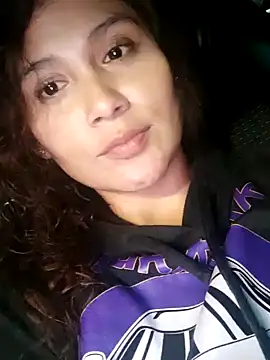 Snapshot of kinky_mila@xh chatting on January 2025 01:22:02 AM kinky milaxh online show from January 2025 01:22:02 AM