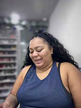 yanza2002 online show from December 2024 11:19:02 PM