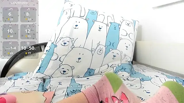 MilaniaCute online show from March 2025 05:25:02 PM