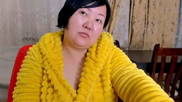 Snapshot of pussygold88 chatting on November 2025 12:49:02 PM pussygold88 online show from November 2025 12:49:02 PM