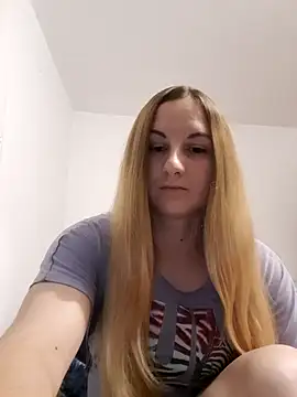 Claraxd8 online show from June 2026 12:04:01 AM