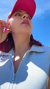 LINDA PATTY94 online show from June 2026 03:33:01 PM